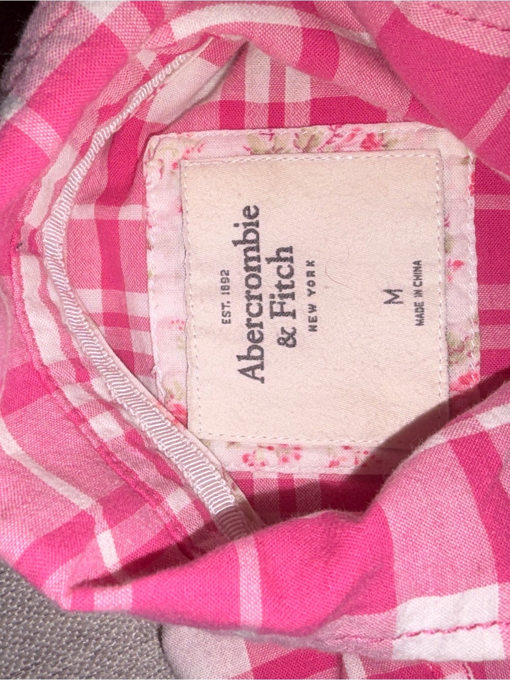 Abercrombie & Fitch Pink Plaid Button-Down Shirt for woMen - Picture 2 of 2